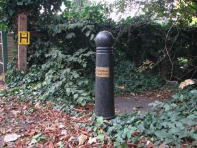 Greenwich Meridian Marker; England; Hertfordshire; Stanstead St Margarets